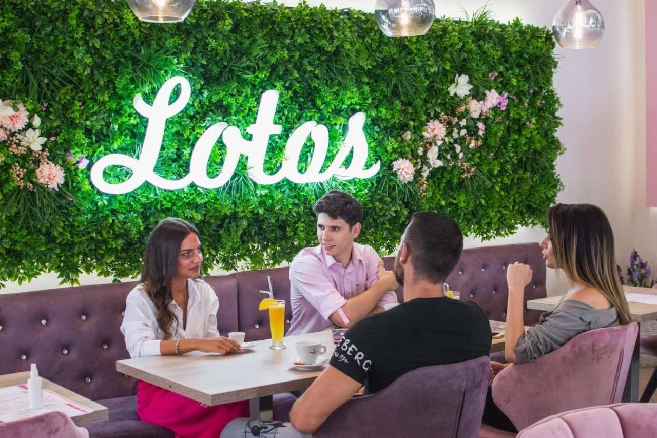 Garni Hotel Lotos Ni Exteriör bild